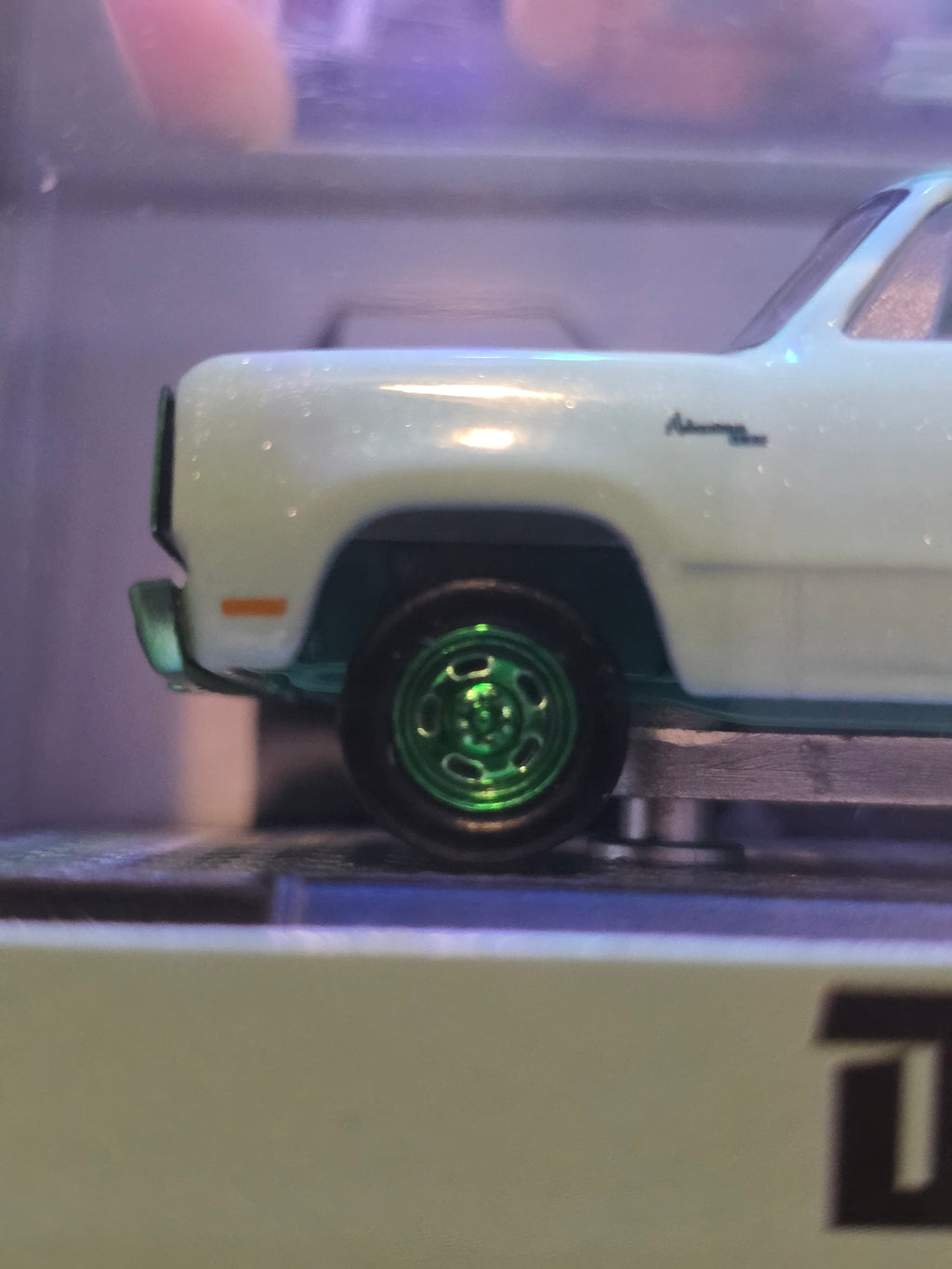 M2 MACHINES CHASE 1978 DODGE ADVENTURER 150