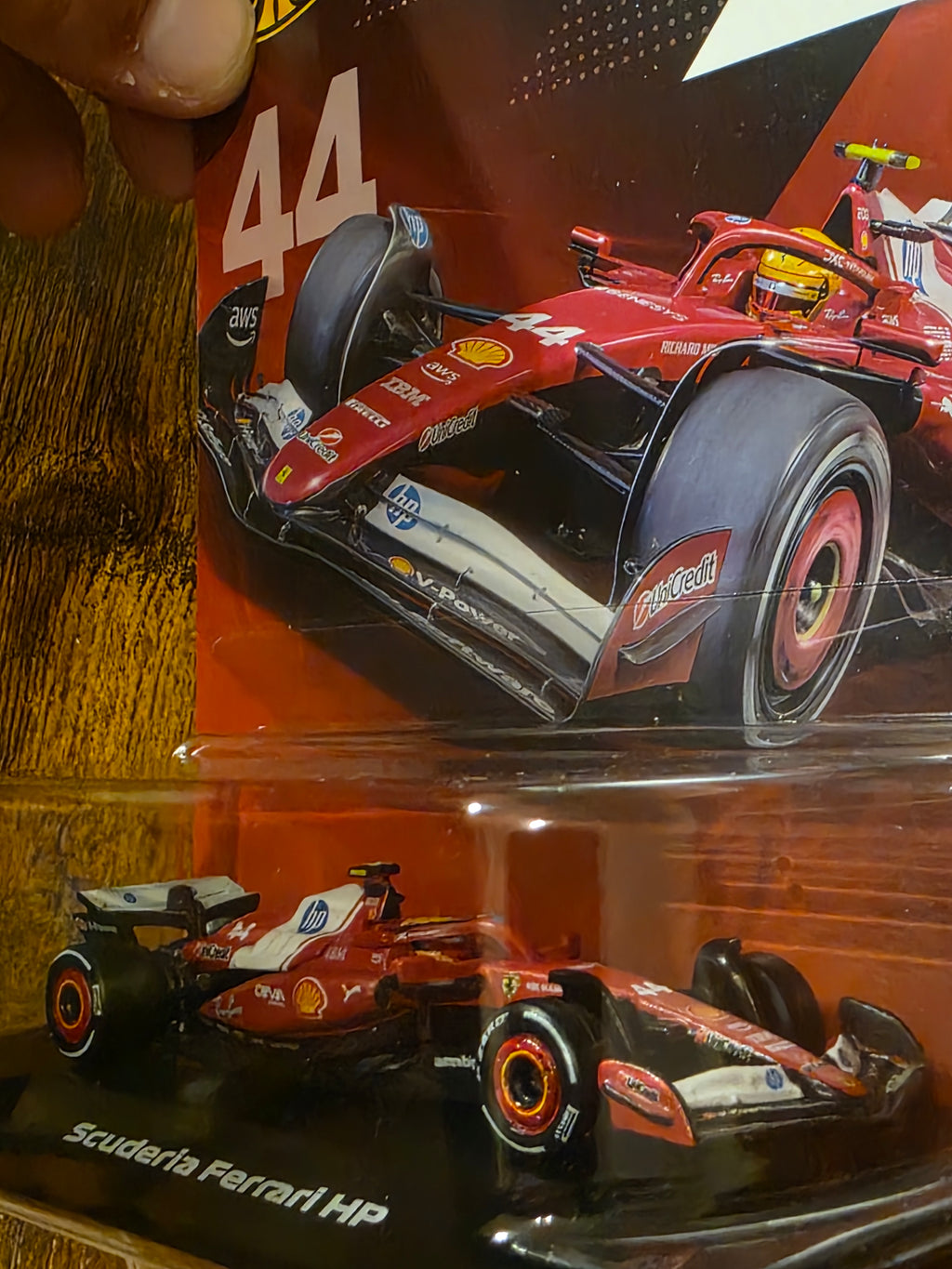 HOT WHEELS PREMIUM SCUDERIA FERRARI HP F1