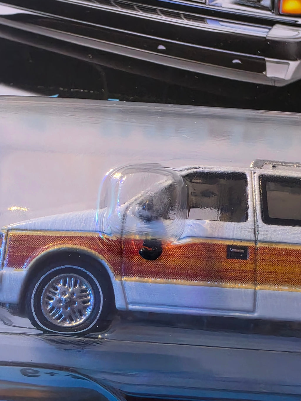 AUTO WORLD 1985 DODGE CARAVAN ERROR