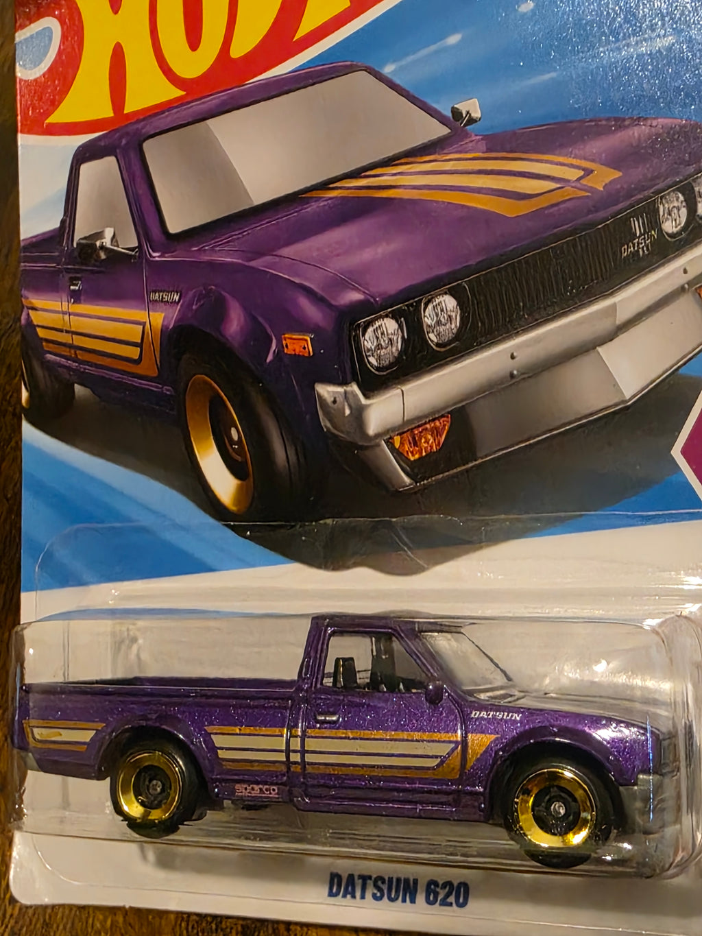 HOT WHEELS DATSUN 620