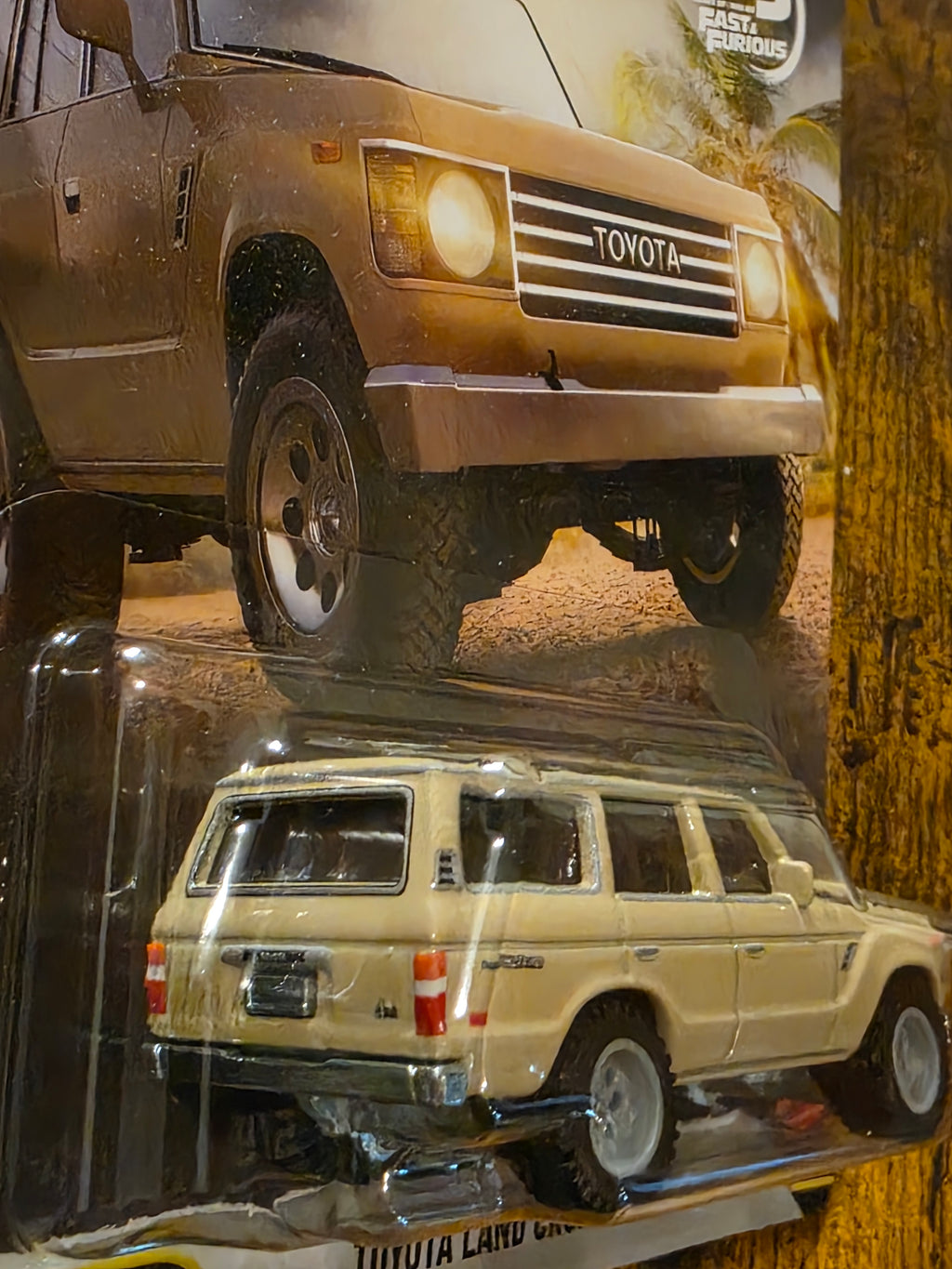 HOT WHEELS PREMIUM TOYOTA LAND CRUISER FJ60