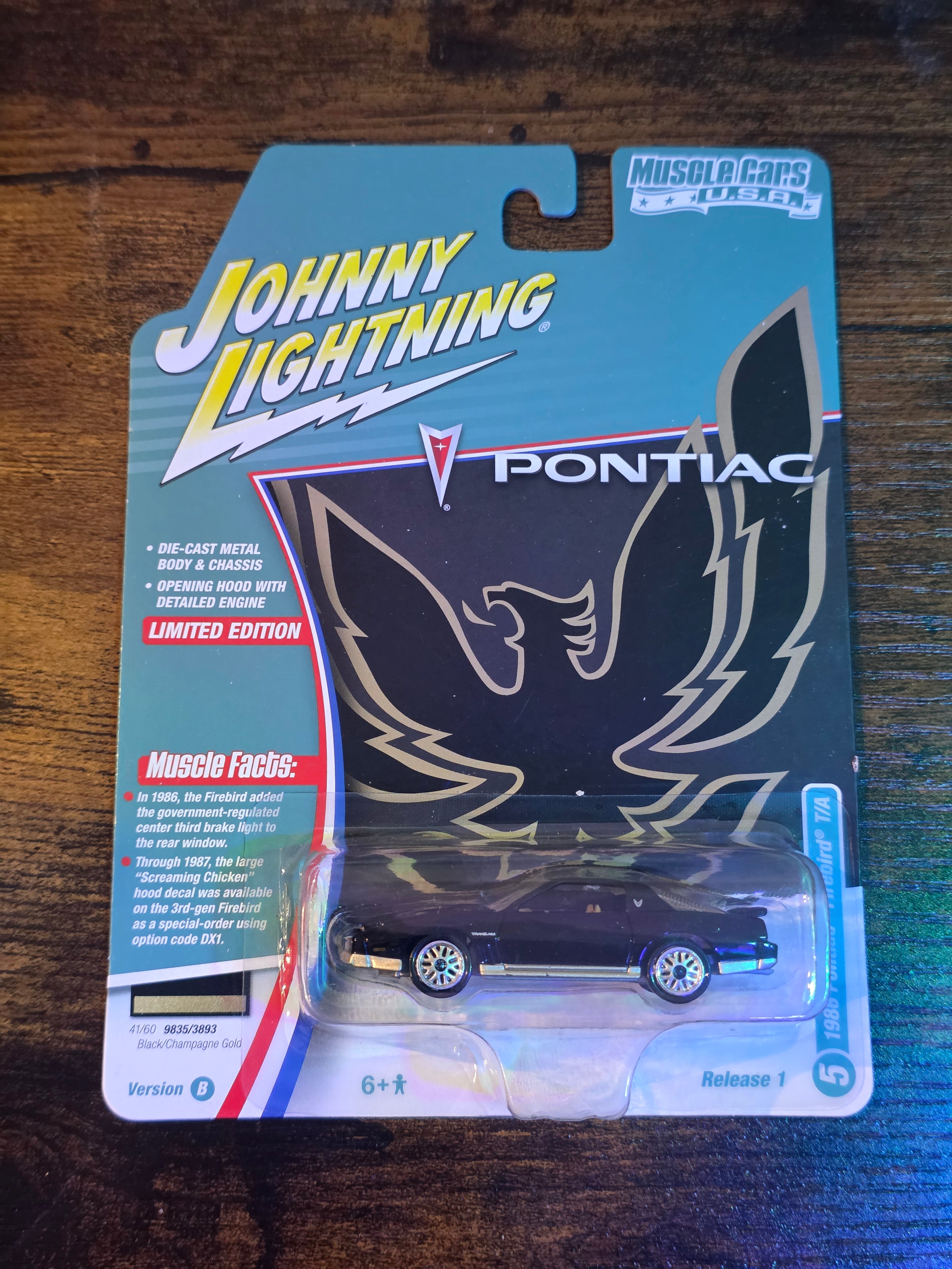 JOHNNY LIGHTNING 1986 PONTIAC FIREBIRD T/A