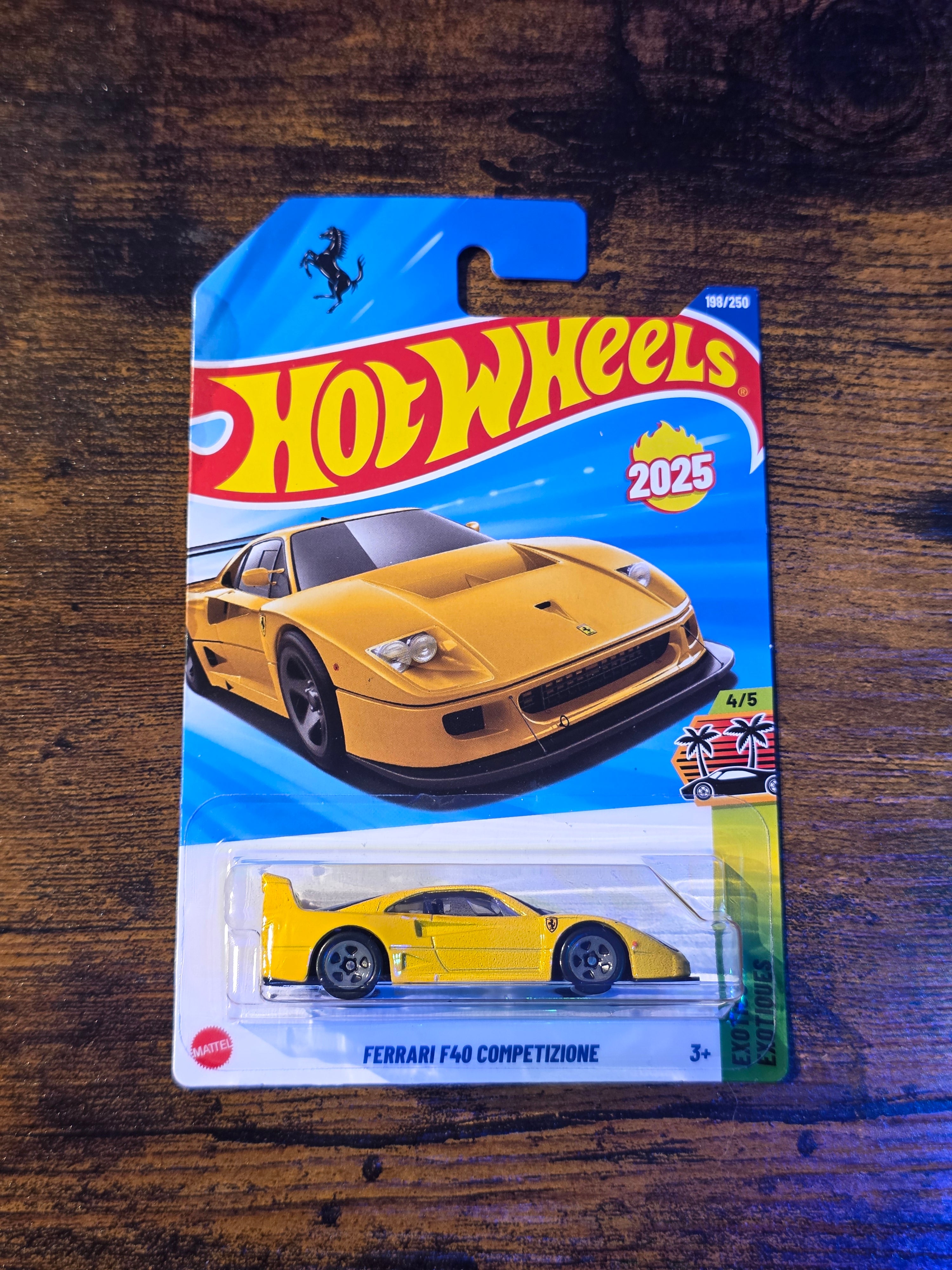 HOT WHEELS FERRARI F40 COMPETIZIONE