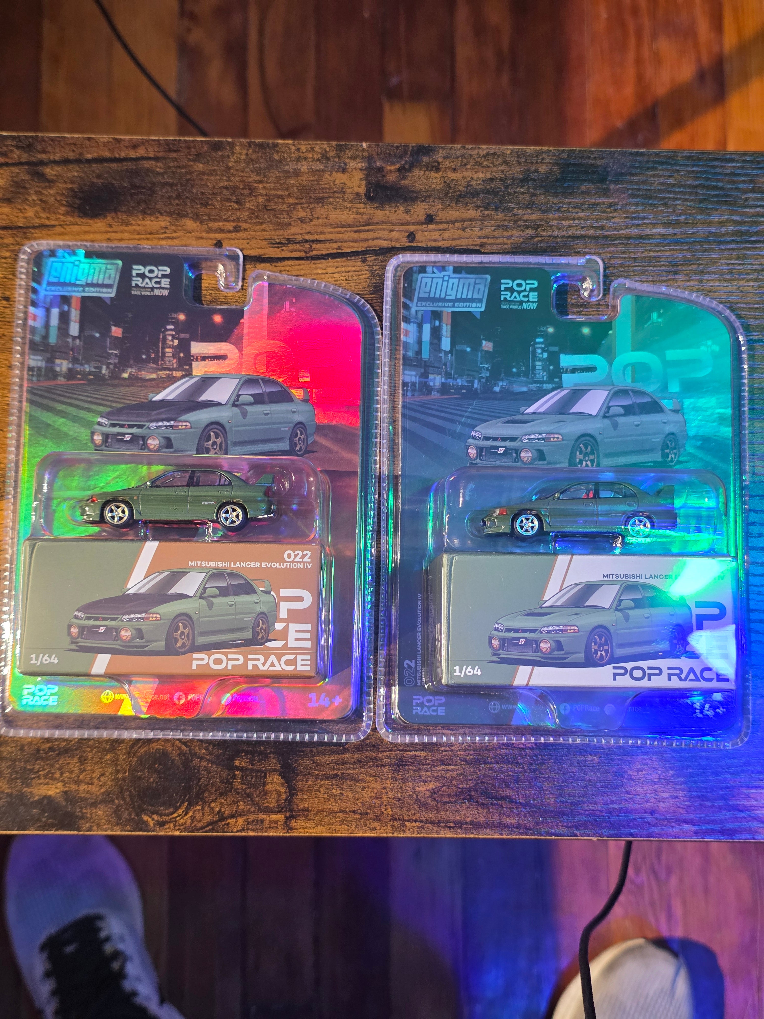 POP RACE 022 MITSUBISHI LANCER EVOLUTION IV CHASE