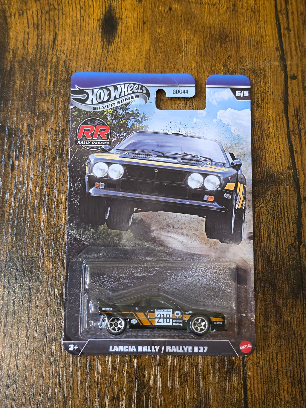 HOT WHEELS LANCIA RALLY / RALLYE 037