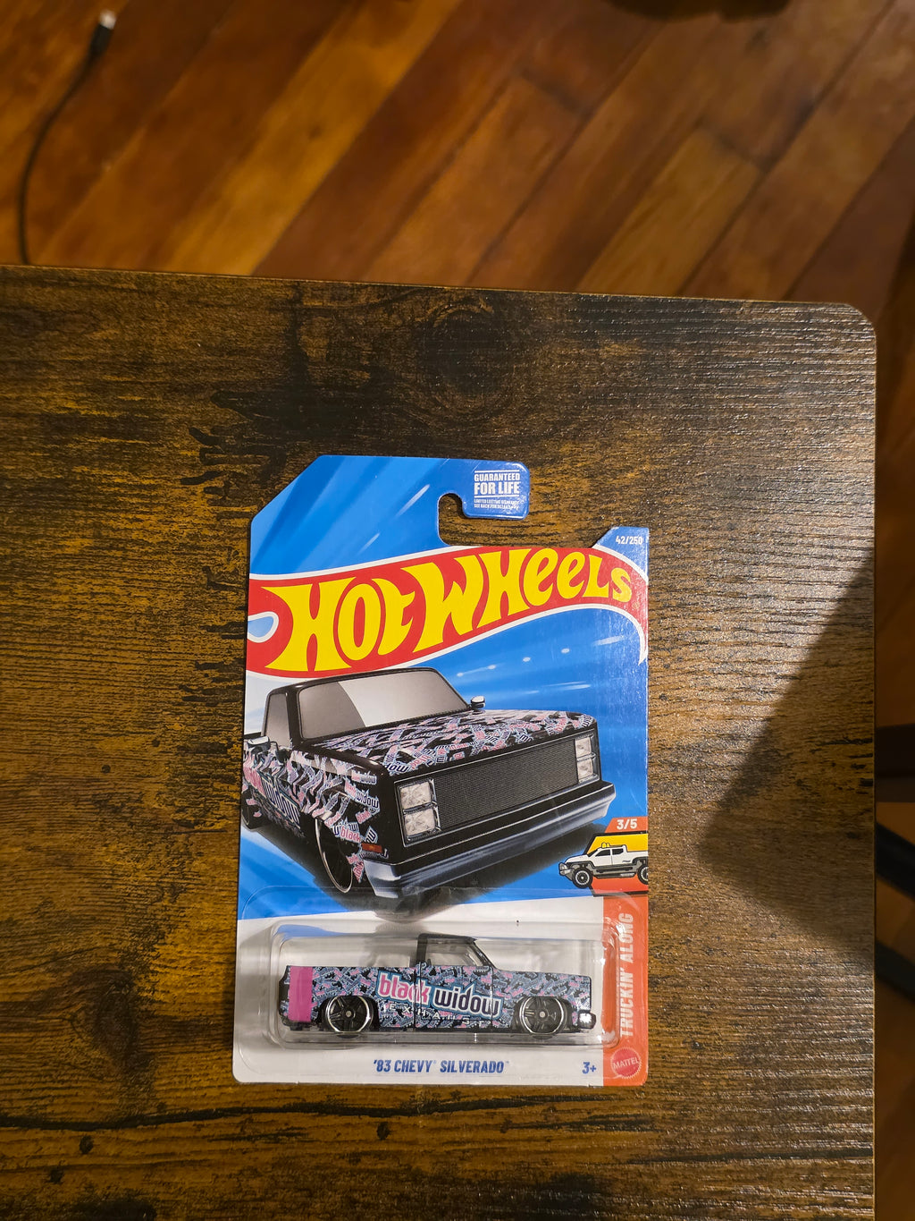 HOT WHEELS '83 CHEVY SILVERADO