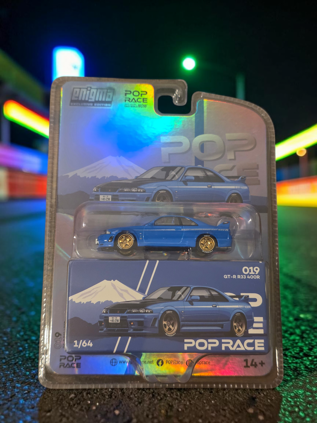 Winters & Johnson Diecast POP RACE CHASE 019 GT-R R33 400R blue 1/64 scale model car in blister packaging